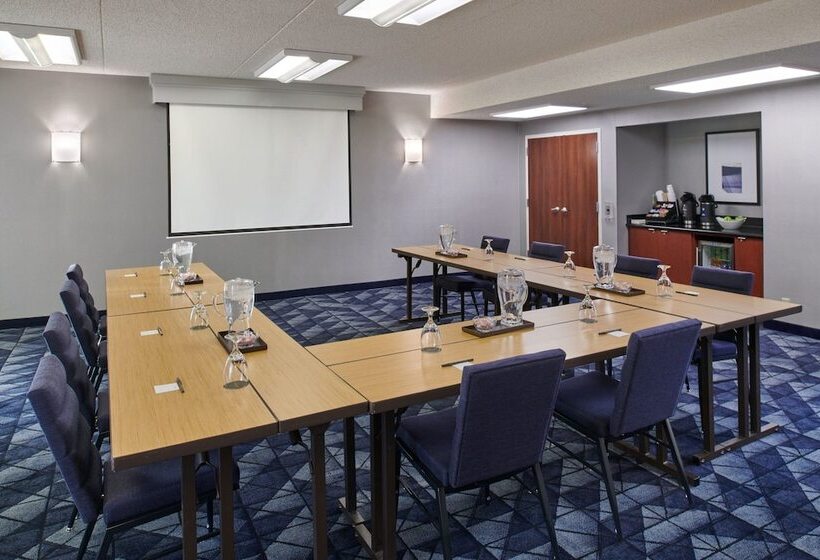 酒店 Courtyard Detroit Metro Airport Romulus