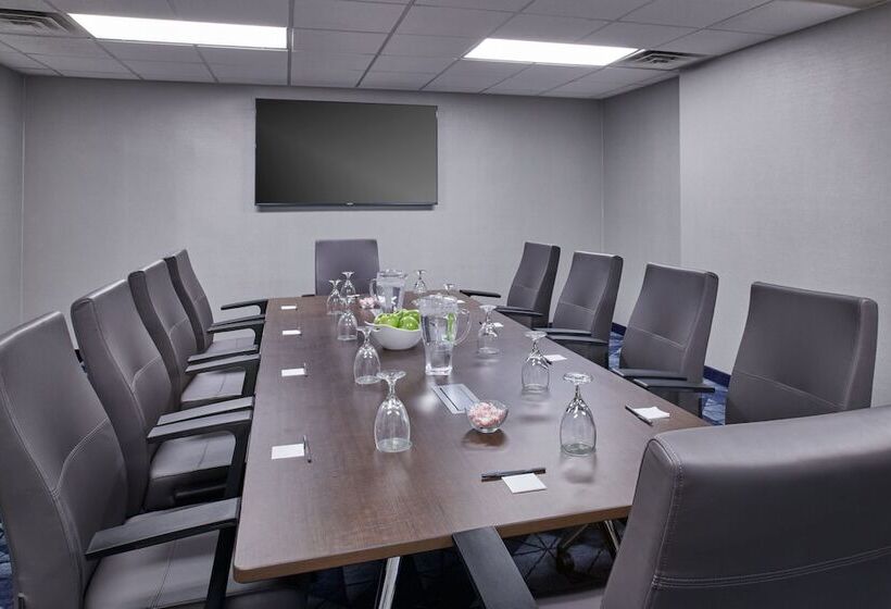 酒店 Courtyard Detroit Metro Airport Romulus