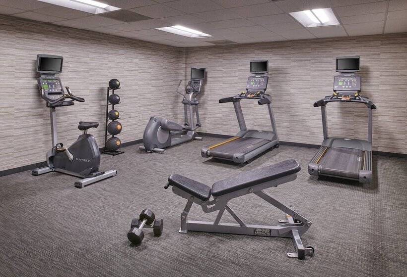 فندق Courtyard By Marriott Detroit Warren