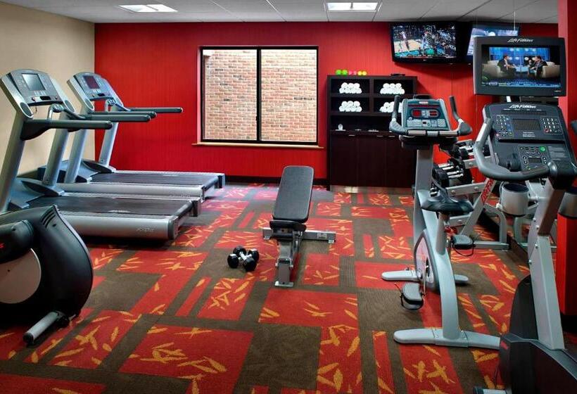 هتل Courtyard By Marriott Hartford Windsor Airport