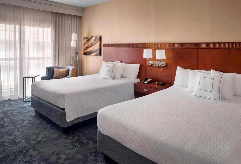 هتل Courtyard By Marriott Hartford Windsor Airport
