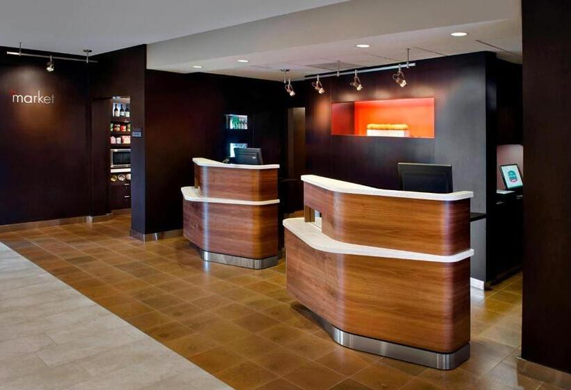 هتل Courtyard By Marriott Hartford Windsor Airport