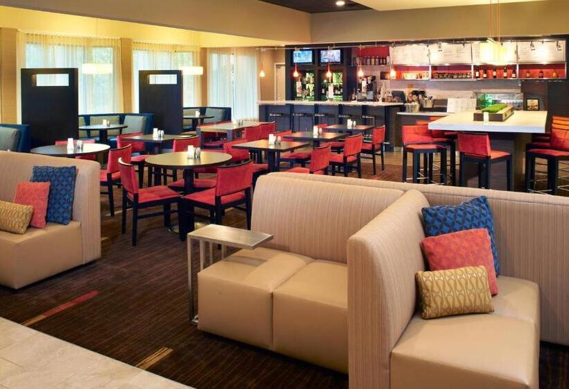 호텔 Courtyard By Marriott Lexington North