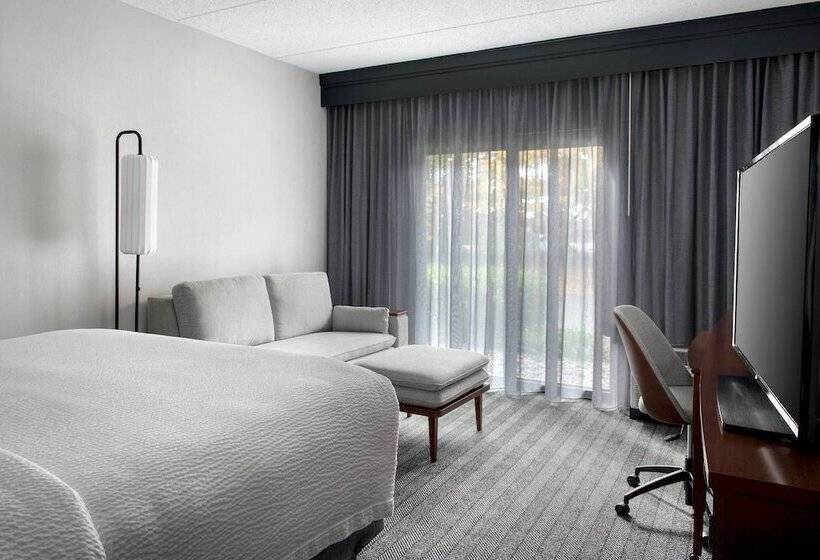 فندق Courtyard By Marriott Poughkeepsie