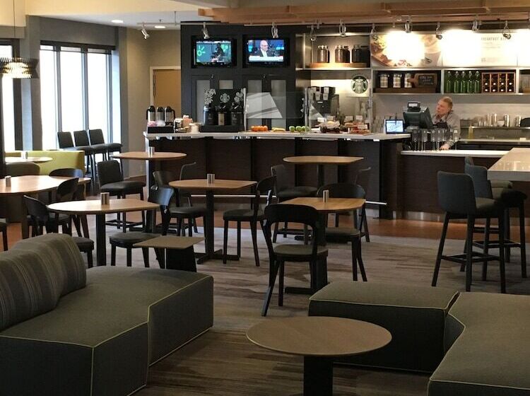 فندق Courtyard By Marriott Tarrytown Westchester County