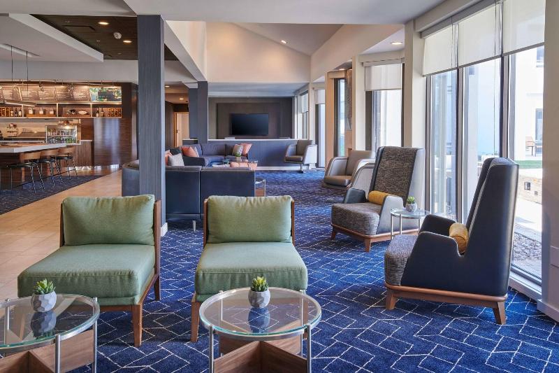 호텔 Courtyard Chicago Highland Park/northbrook