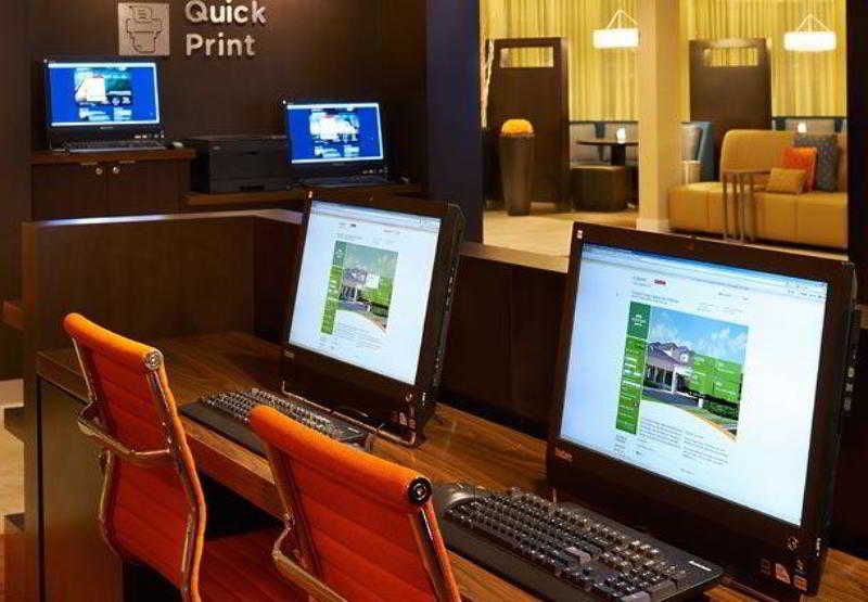 호텔 Courtyard Chicago Highland Park/northbrook