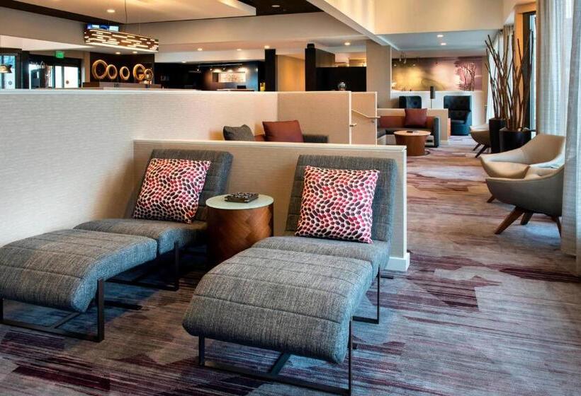 فندق Courtyard By Marriott Chicago Naperville