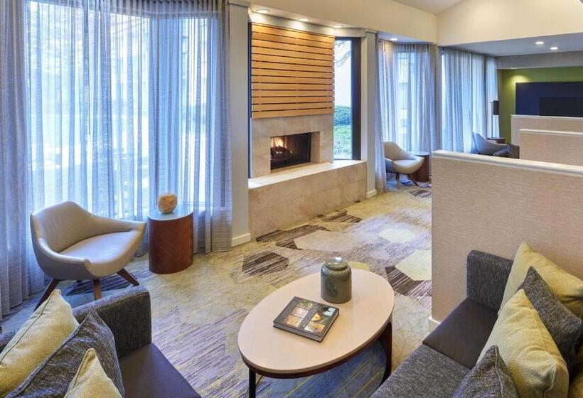 هتل Courtyard Chicago Wood Dale/itasca