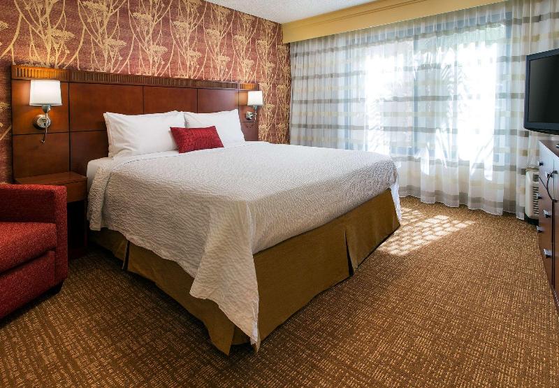 Отель Courtyard Costa Mesa South Coast Metro