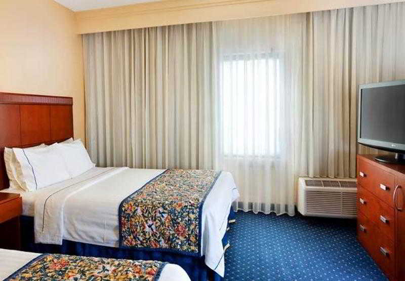 هتل Courtyard By Marriott Dallas Richardson At Spring Valley