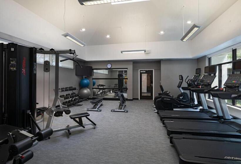 فندق Courtyard By Marriott Dallas Richardson At Spring Valley