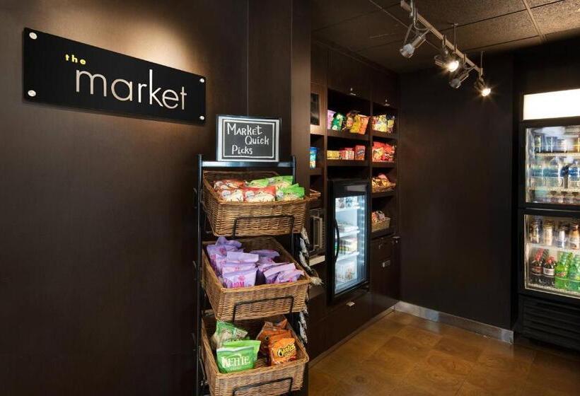 酒店 Courtyard By Marriott Fresno