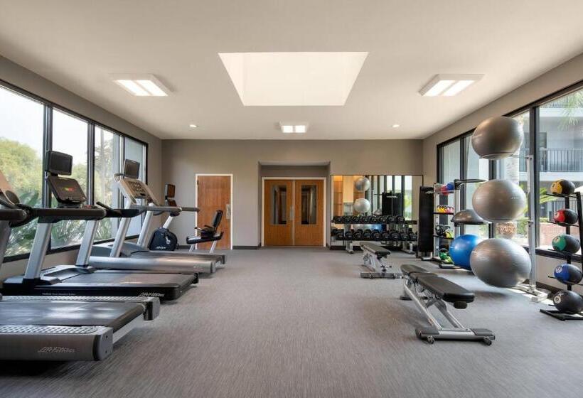 酒店 Courtyard By Marriott Fresno