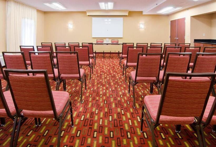 בית מלון כפרי Courtyard By Marriott Huntsville University Drive