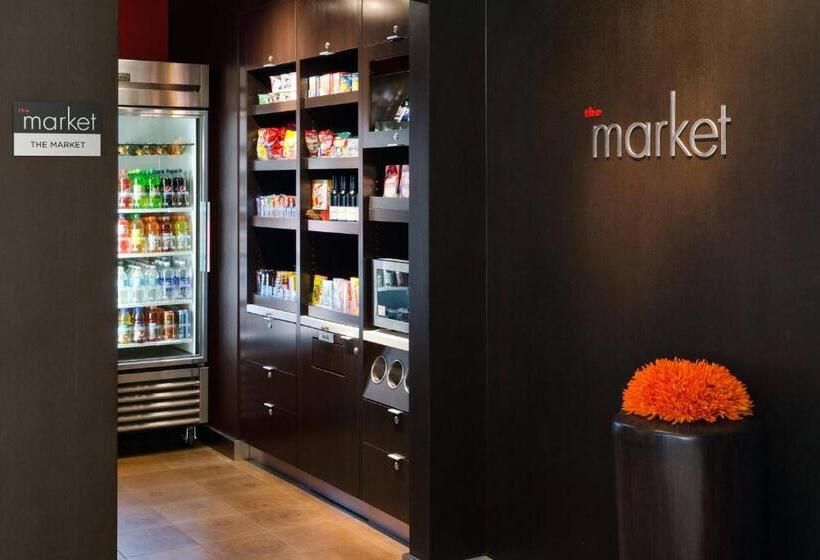 هتل Courtyard By Marriott Huntsville University Drive