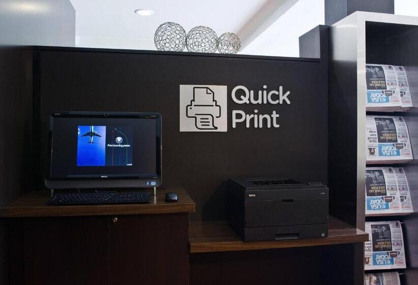 בית מלון כפרי Courtyard By Marriott Huntsville University Drive