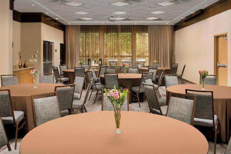 בית מלון כפרי Courtyard By Marriott Lufkin