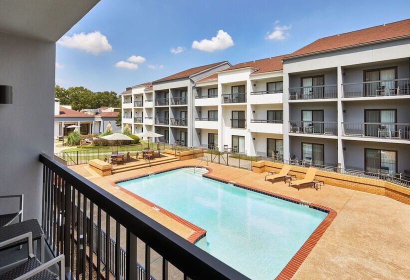 ホテル Courtyard By Marriott Memphis East/park Avenue