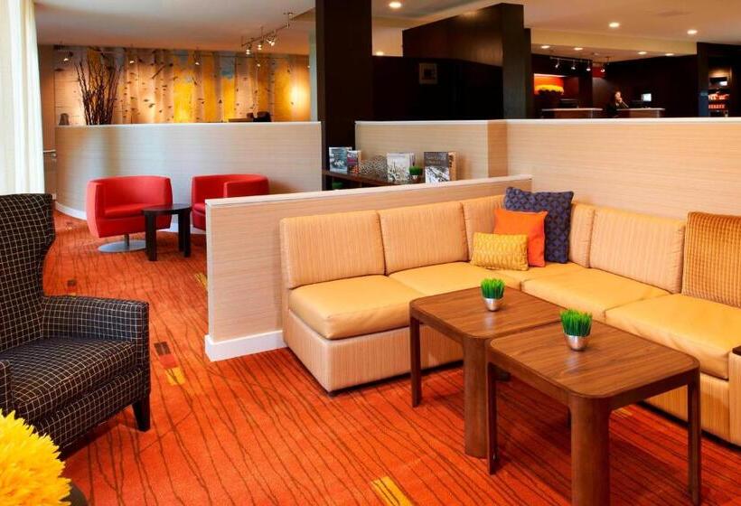 هتل Courtyard By Marriott Minneapolis St. Paul Airport