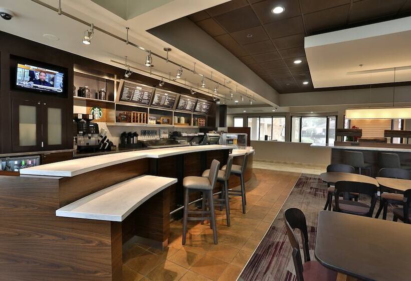 ホテル Courtyard Montgomery