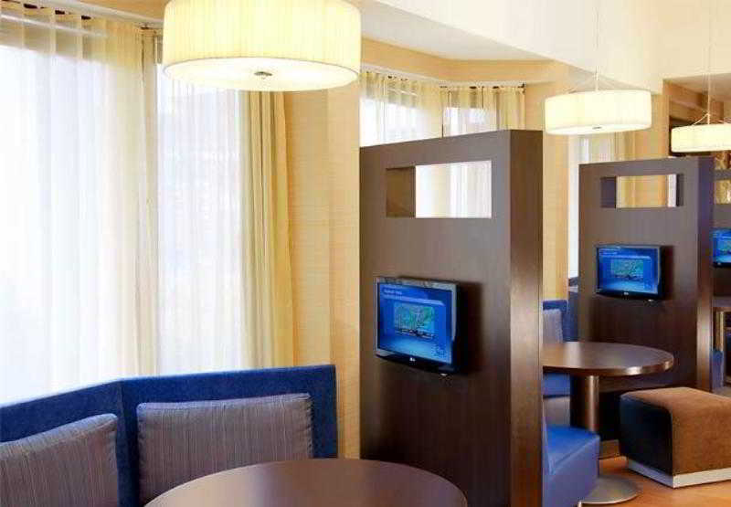 فندق Courtyard By Marriott Norwalk