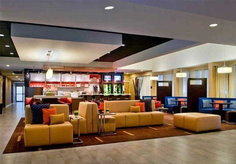 فندق Courtyard By Marriott Norwalk