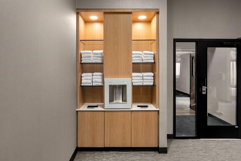 فندق Courtyard By Marriott Portland Beaverton