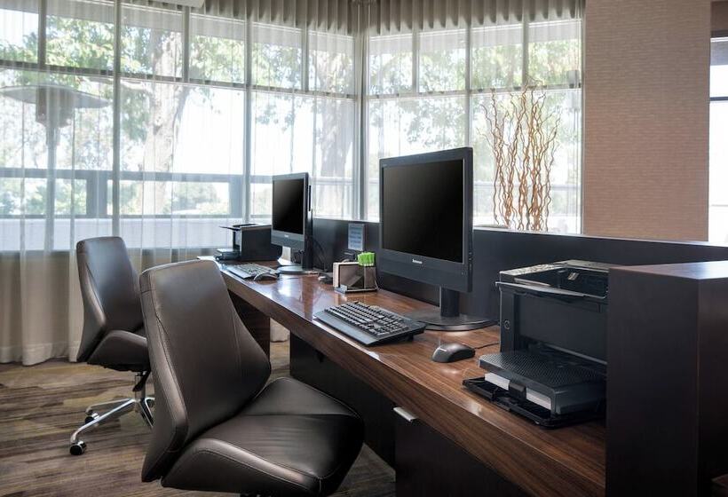 ホテル Courtyard By Marriott Richmond Berkeley