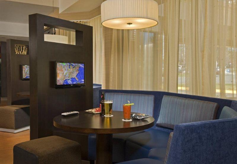فندق Courtyard By Marriott Rockville