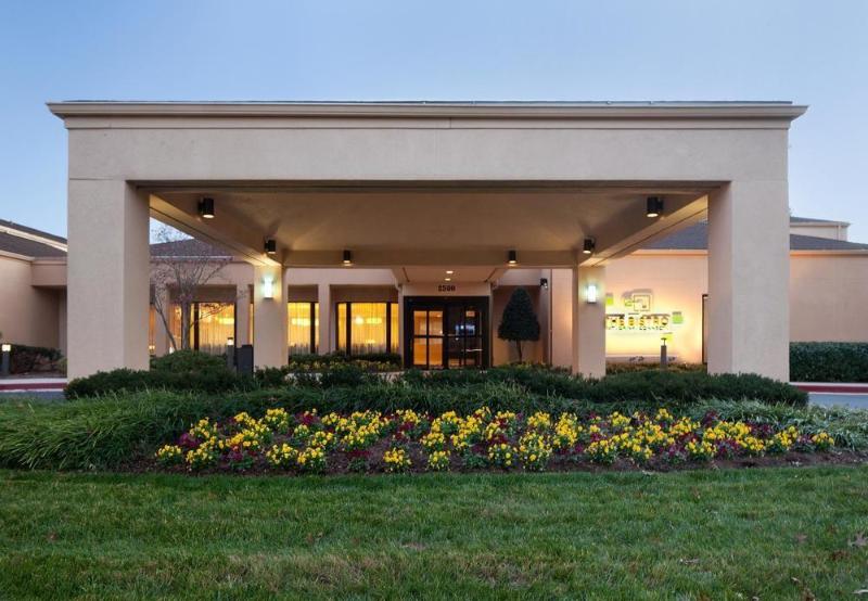 فندق Courtyard By Marriott Rockville