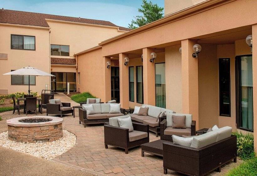 فندق Courtyard By Marriott Rockville