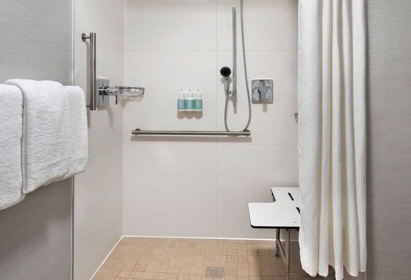 فندق Courtyard By Marriott Rye