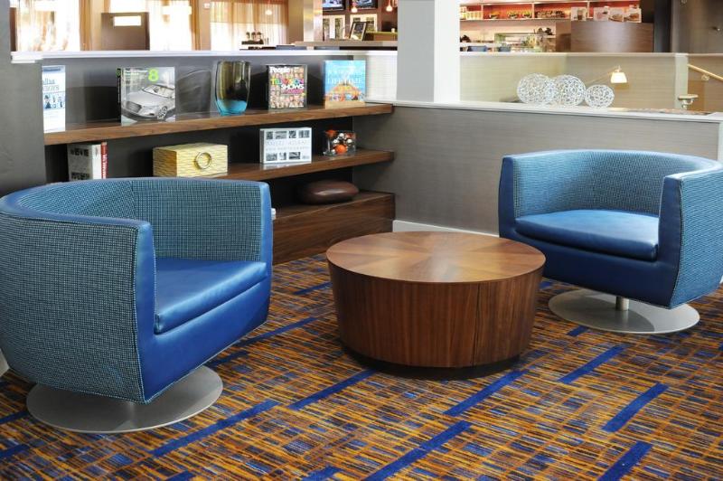 فندق Courtyard By Marriott San Antonio Airport