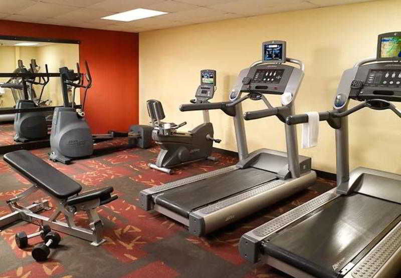 בית מלון כפרי Courtyard By Marriott Savannah Midtown