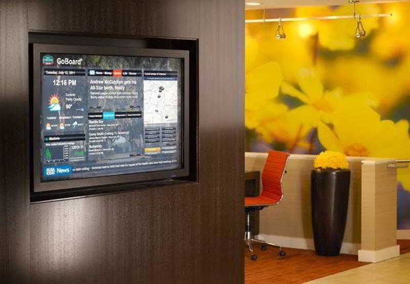 בית מלון כפרי Courtyard By Marriott Savannah Midtown