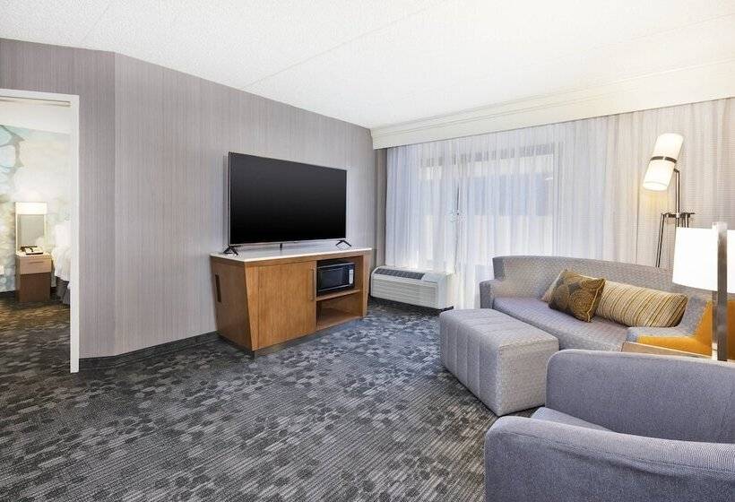 فندق Courtyard By Marriott Secaucus Meadowlands