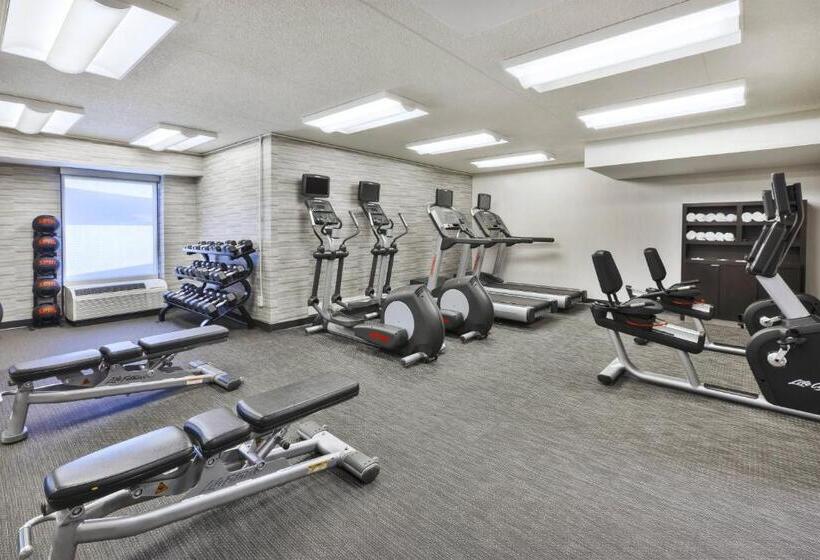 فندق Courtyard By Marriott Secaucus Meadowlands