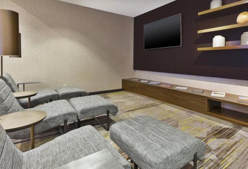 فندق Courtyard By Marriott Secaucus Meadowlands