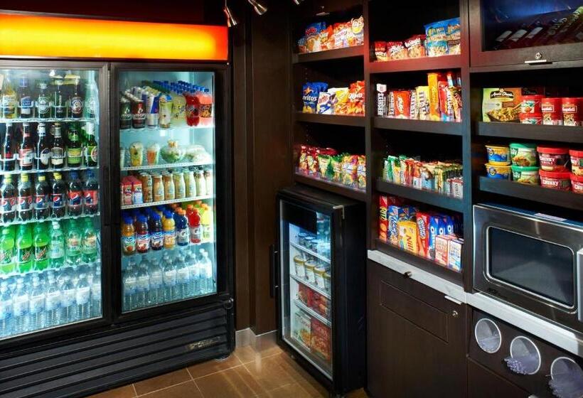 호텔 Courtyard St. Louis Creve Coeur