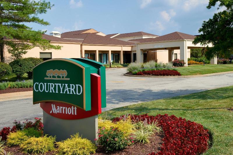 호텔 Courtyard St. Louis Creve Coeur