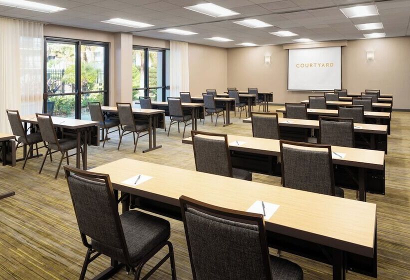 فندق Courtyard Tampa Westshore/airport