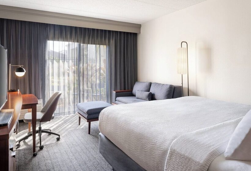 فندق Courtyard Tampa Westshore/airport