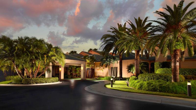 فندق Courtyard By Marriott West Palm Beach