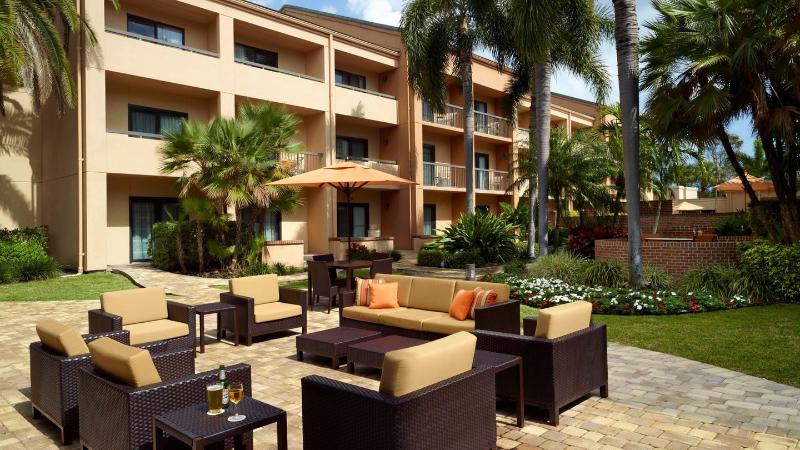 فندق Courtyard By Marriott West Palm Beach