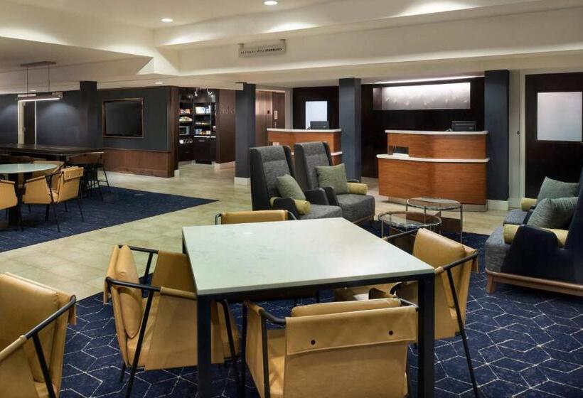 호텔 Courtyard Winstonsalem University