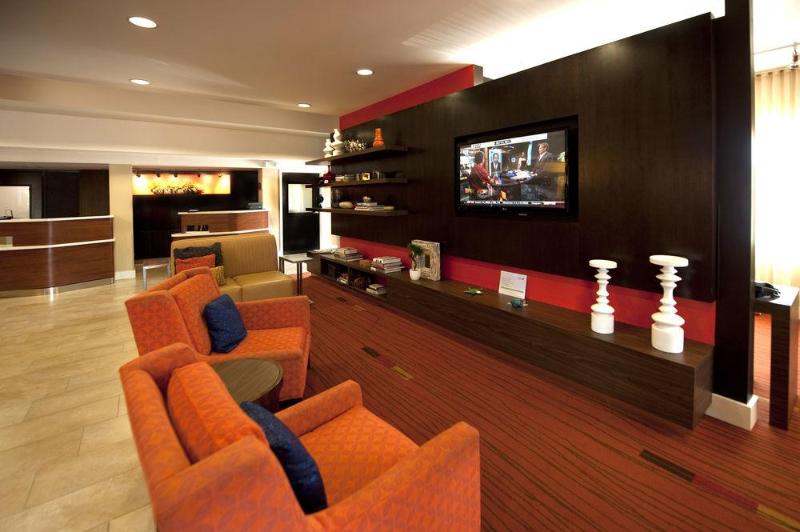 호텔 Courtyard Winstonsalem University