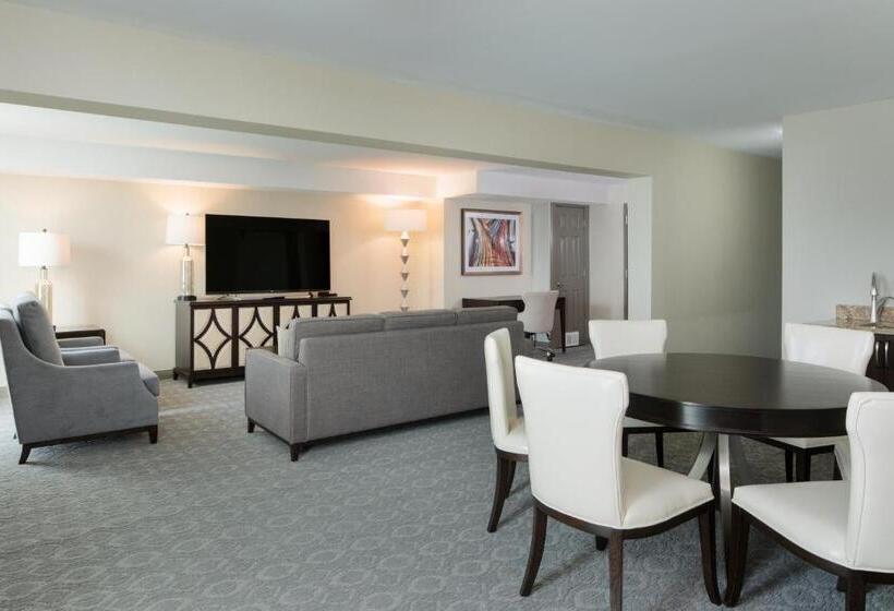 هتل Crowne Plaza Chicago Sw   Burr Ridge, An Ihg