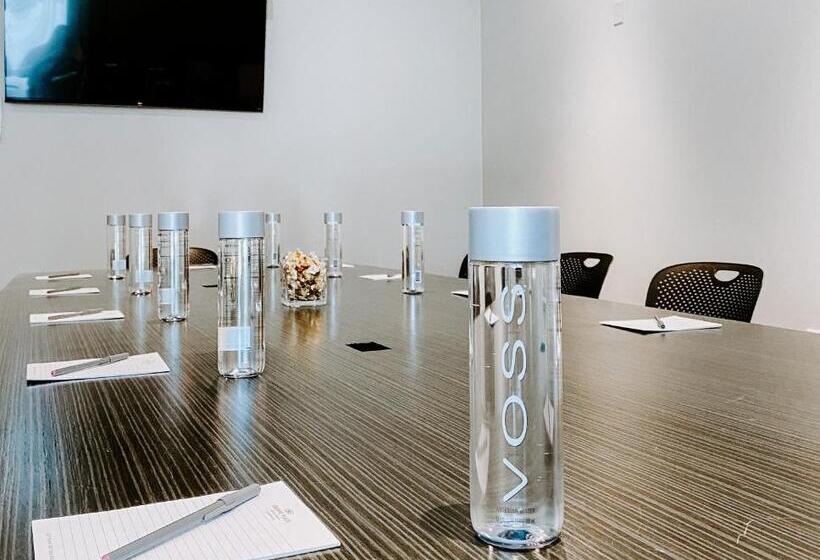 فندق Crowne Plaza Chicago Sw   Burr Ridge, An Ihg