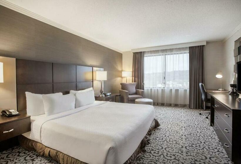 هتل Crowne Plaza Danbury, An Ihg